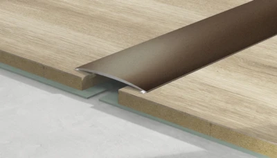 01 Přechodová lišta samolepící bronz 900 x 30 mm